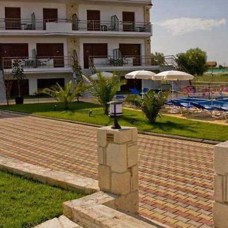 Agnanti Hotel Afytos Luaran gambar