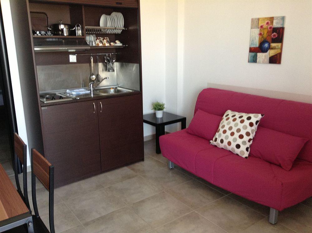 Agnanti Hotel Afytos Luaran gambar