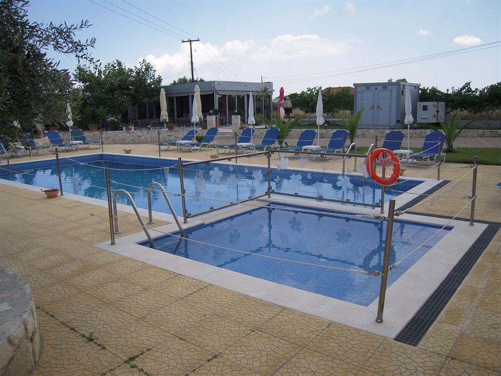 Agnanti Hotel Afytos Luaran gambar